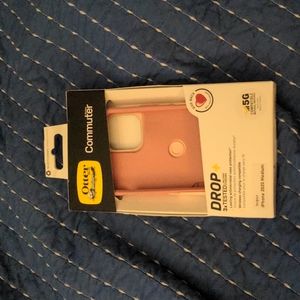 OtterBox Commuter Case for 2020 iPhone